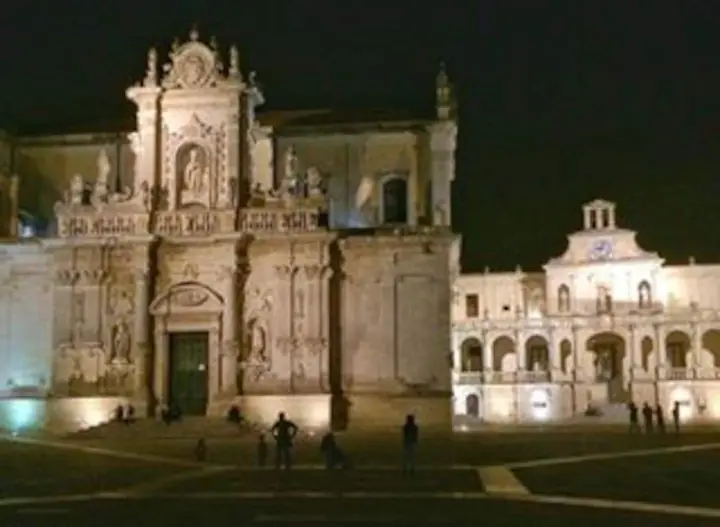 Il Duomo di Lecce di sera